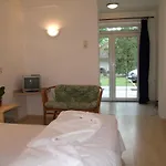 شقة فندقية Platan Garden & - Volt Platan زاماردي