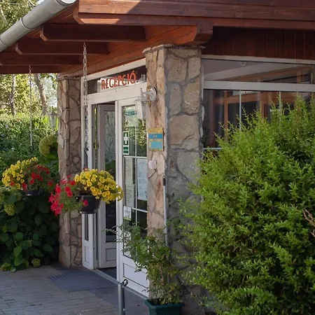 Platan Aparthotel