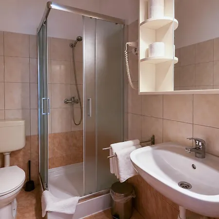 Platan Garden & - Volt Platan Appart hôtel 2*