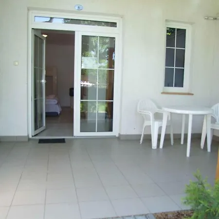 아파트호텔 Platan Garden & - Volt Platan