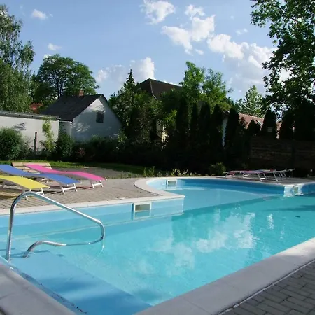 Platan Garden & - Volt Platan 아파트호텔 자르마디