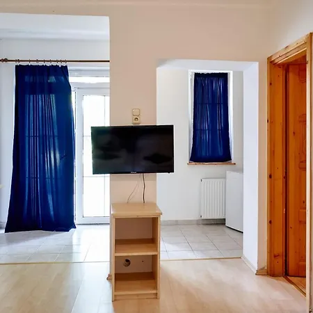 Aparthotel Platan 2*