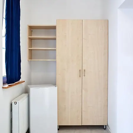 Platan Garden & - Volt Platan